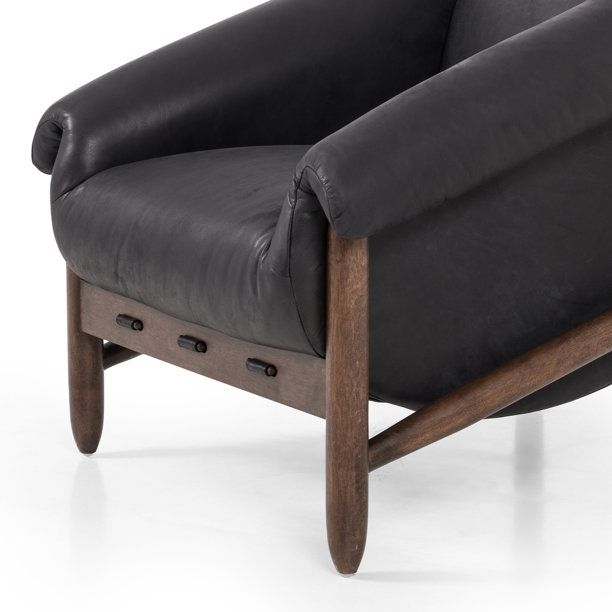 #color_heirloom-black