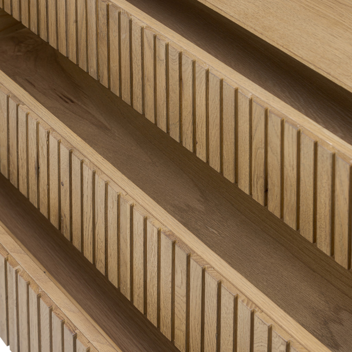 #color_rustic-light-natural-oak-veneer