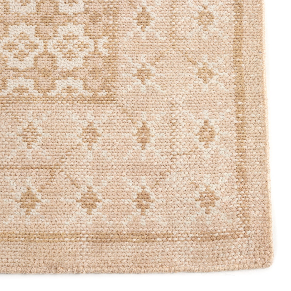 #color_banded-cream