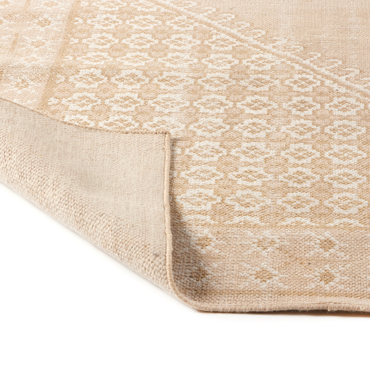 #color_banded-cream