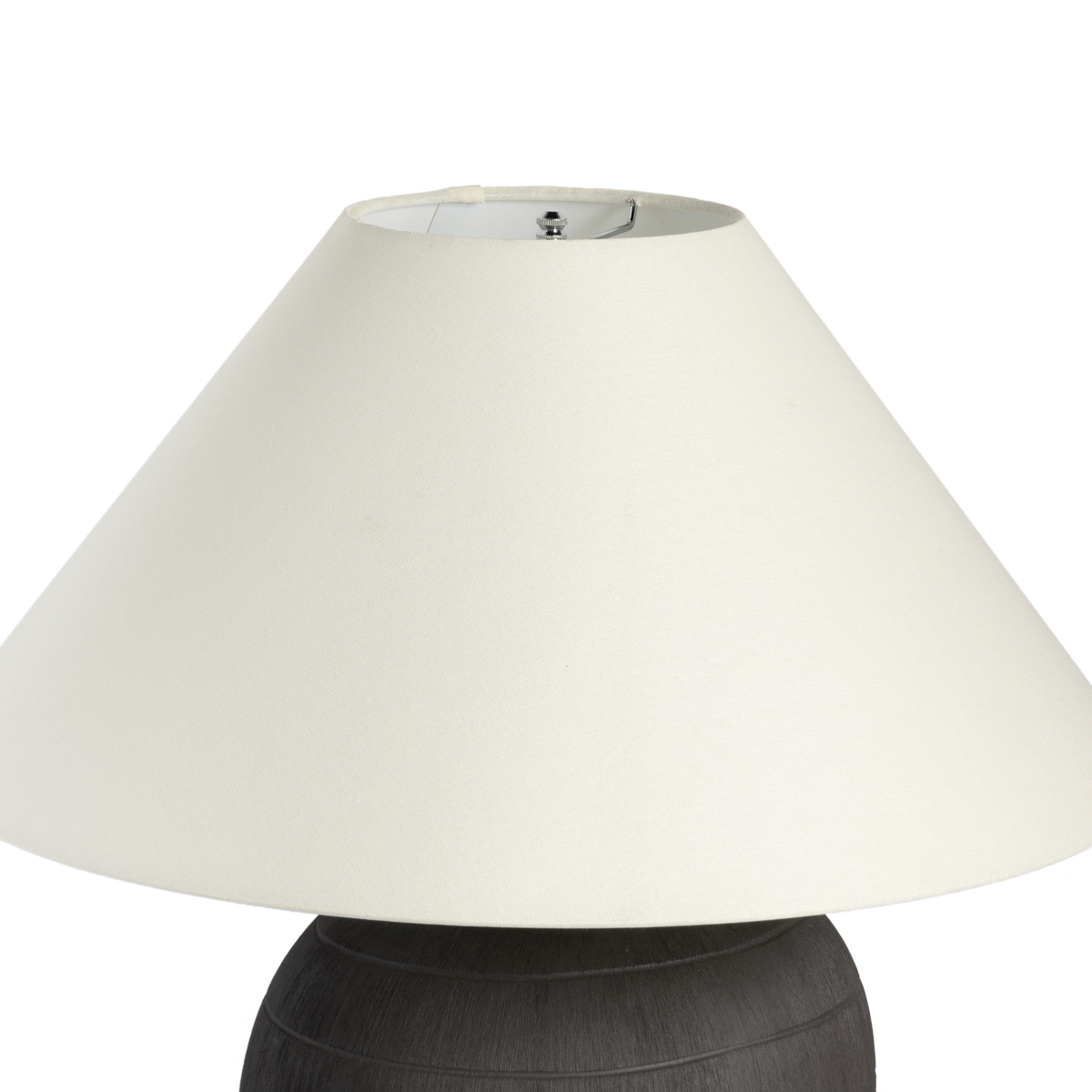 #color_textured-matte-black-porcelain-ceramic