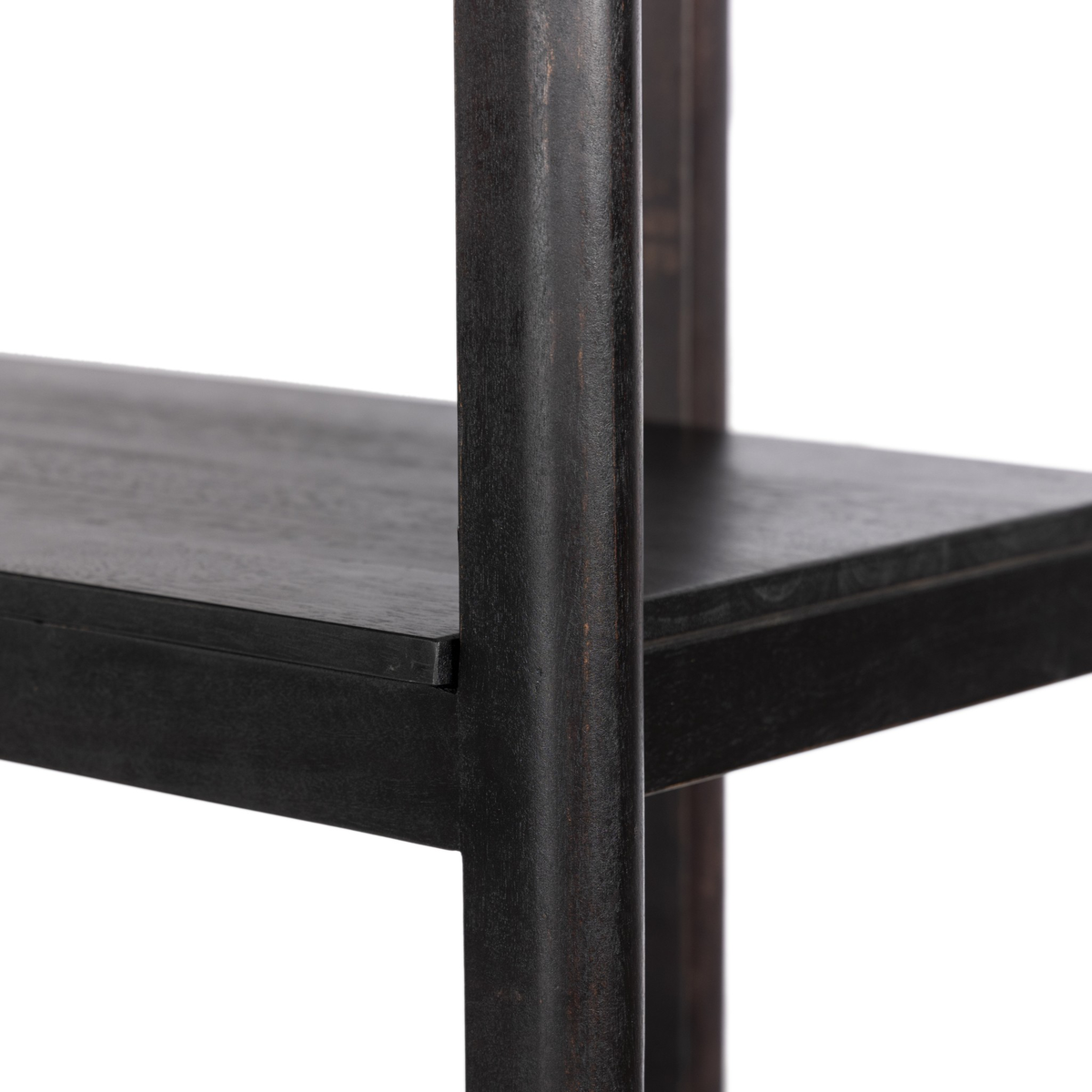 #color_worn-black-acacia