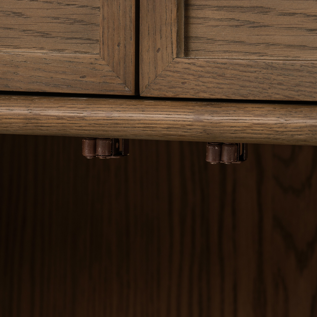 #color_toasted-oak-veneer
