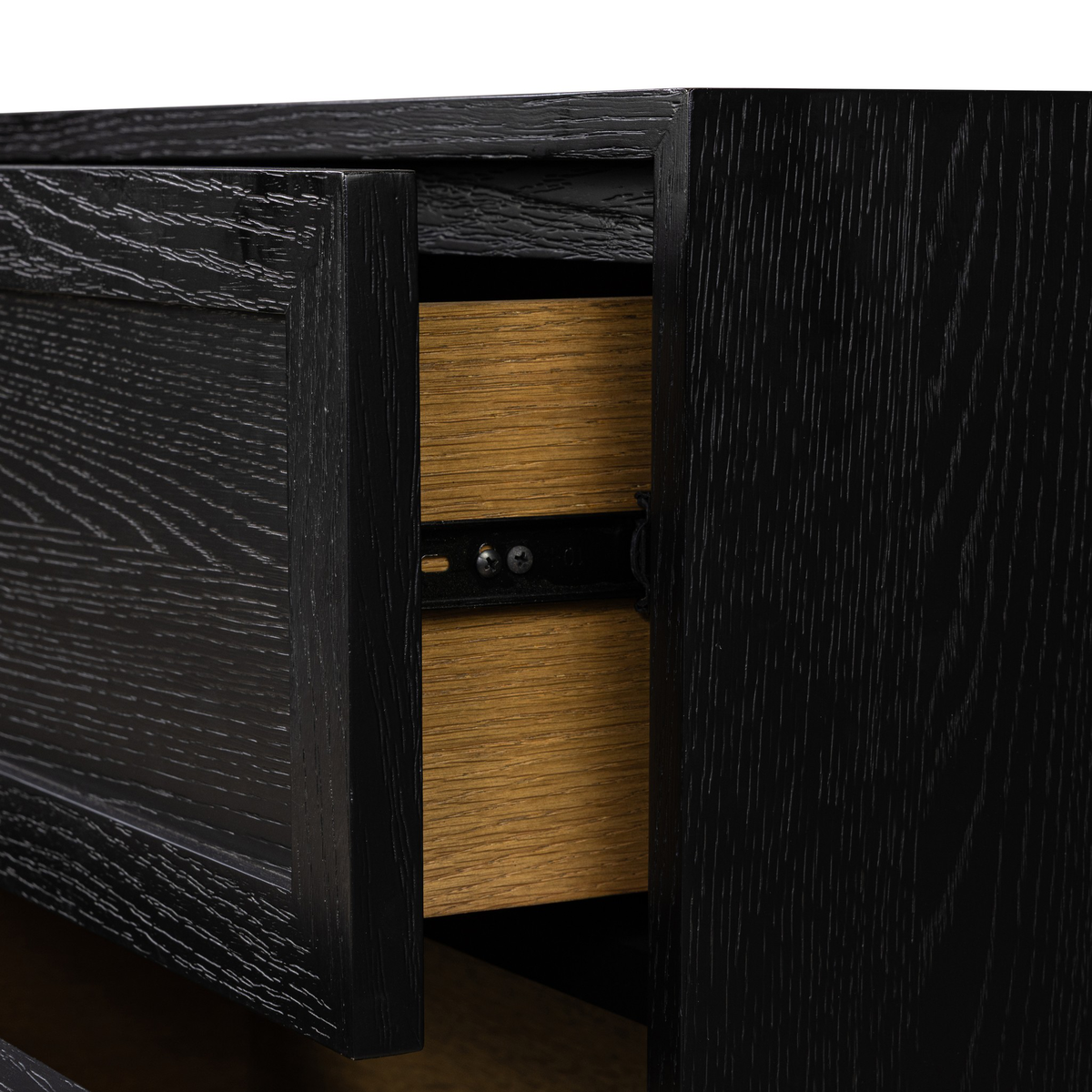 #color_drifted-matte-black-veneer