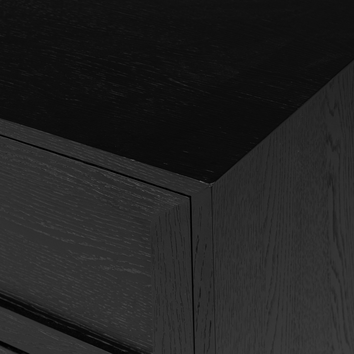 #color_drifted-matte-black-veneer