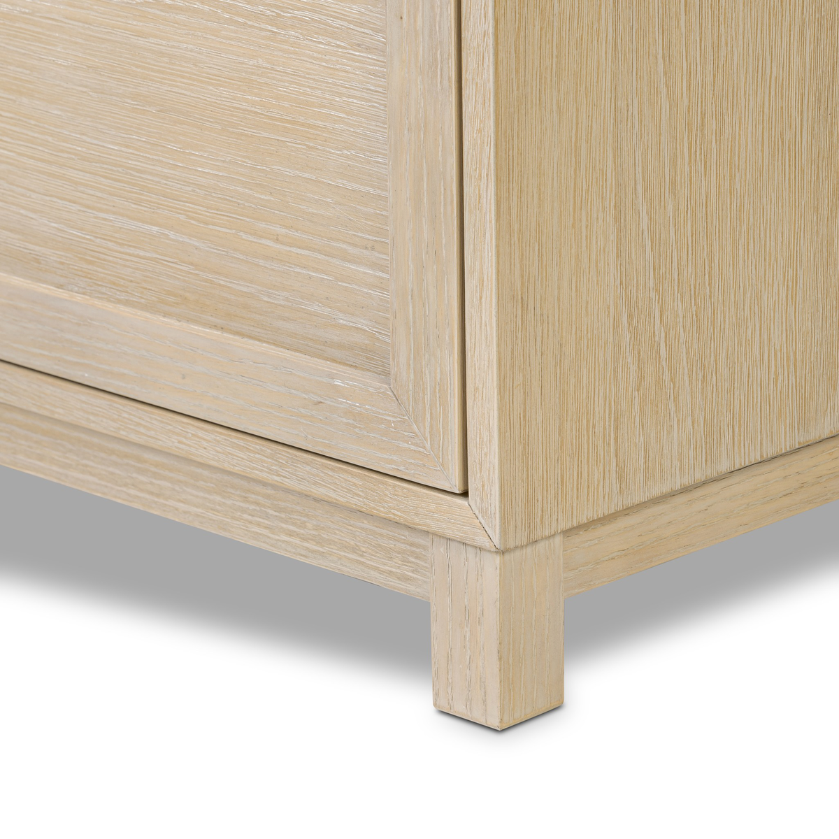 #color_bleached-oak-veneer