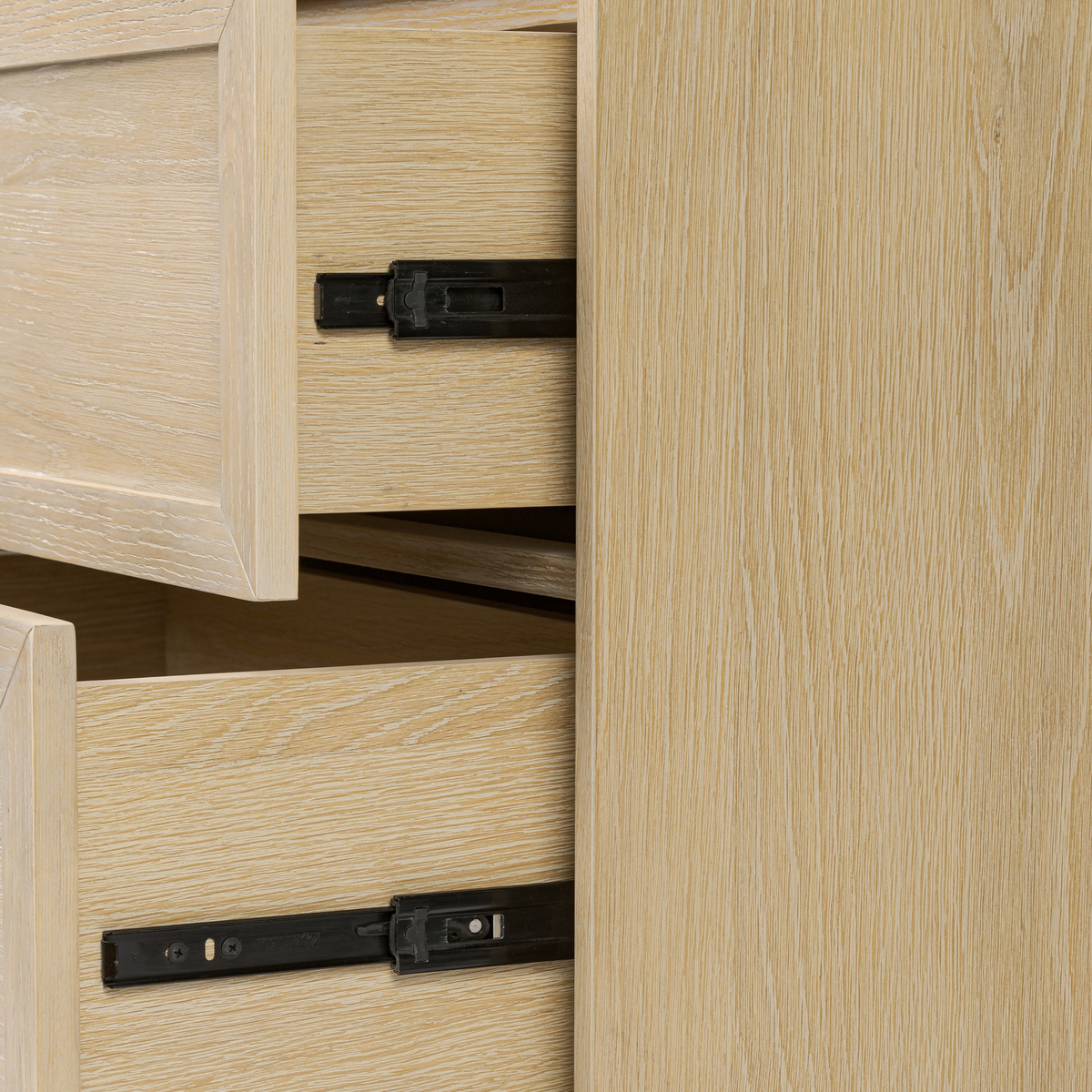 #color_bleached-oak-veneer