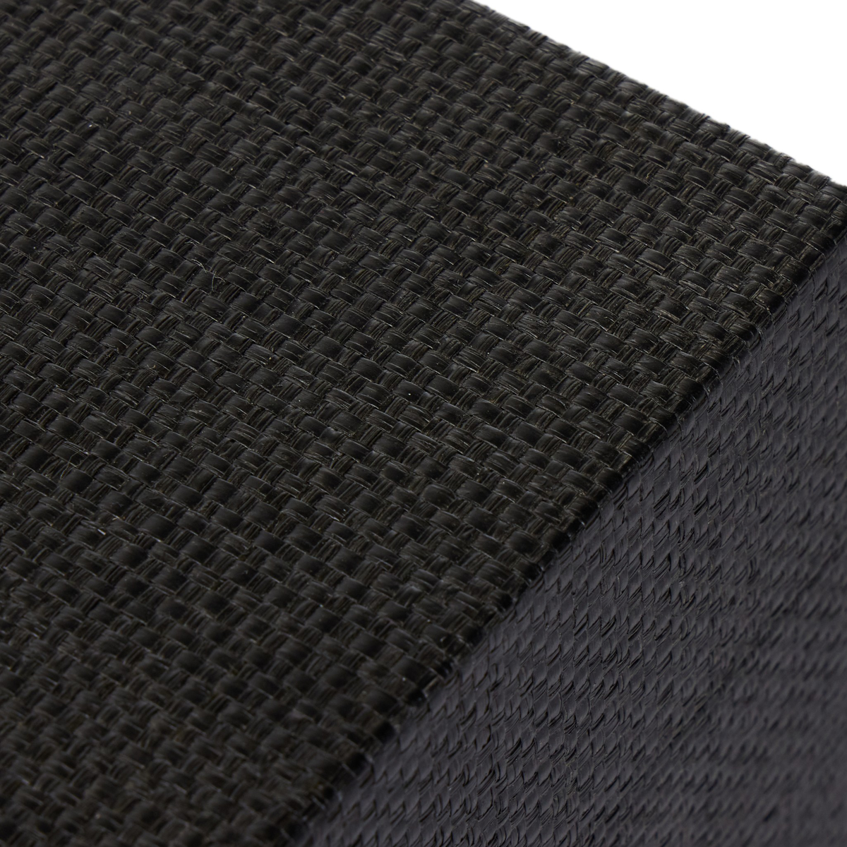 #color_black-raffia