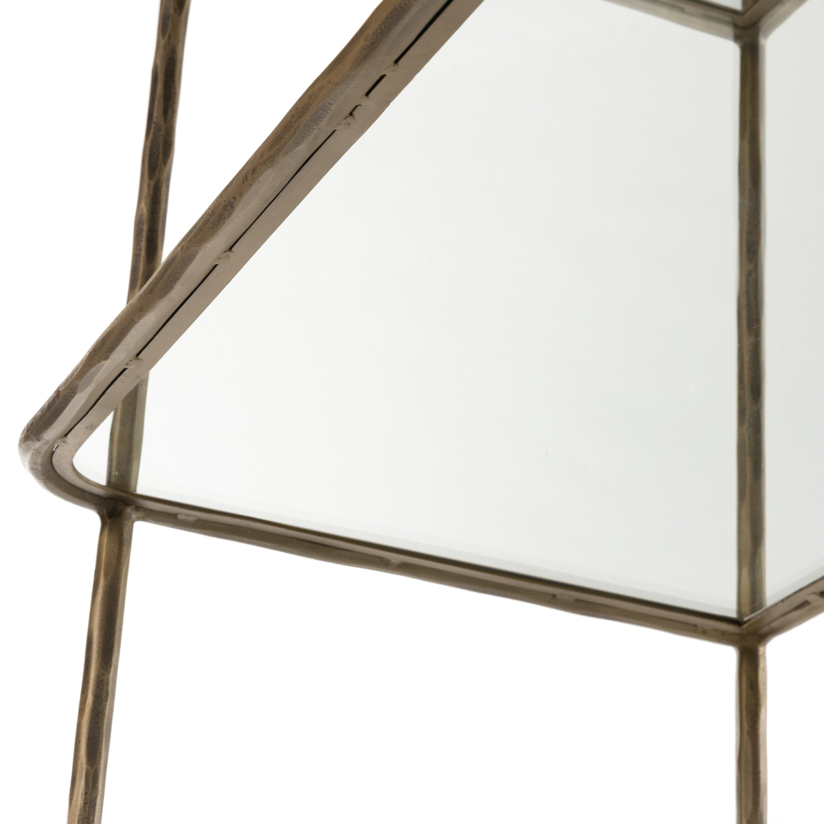 #color_hammered-aged-brass
