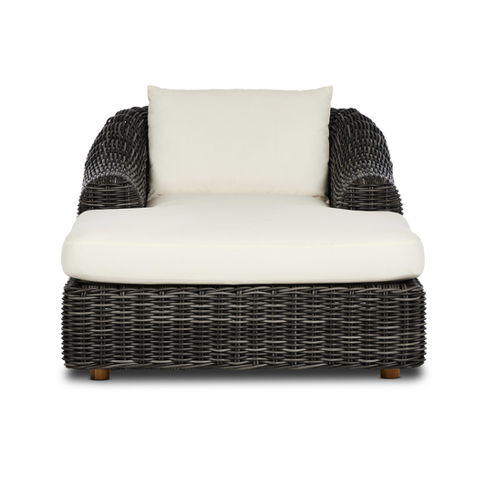 #color_outdoor/outdoor-sofas-and-chaises/outdoor