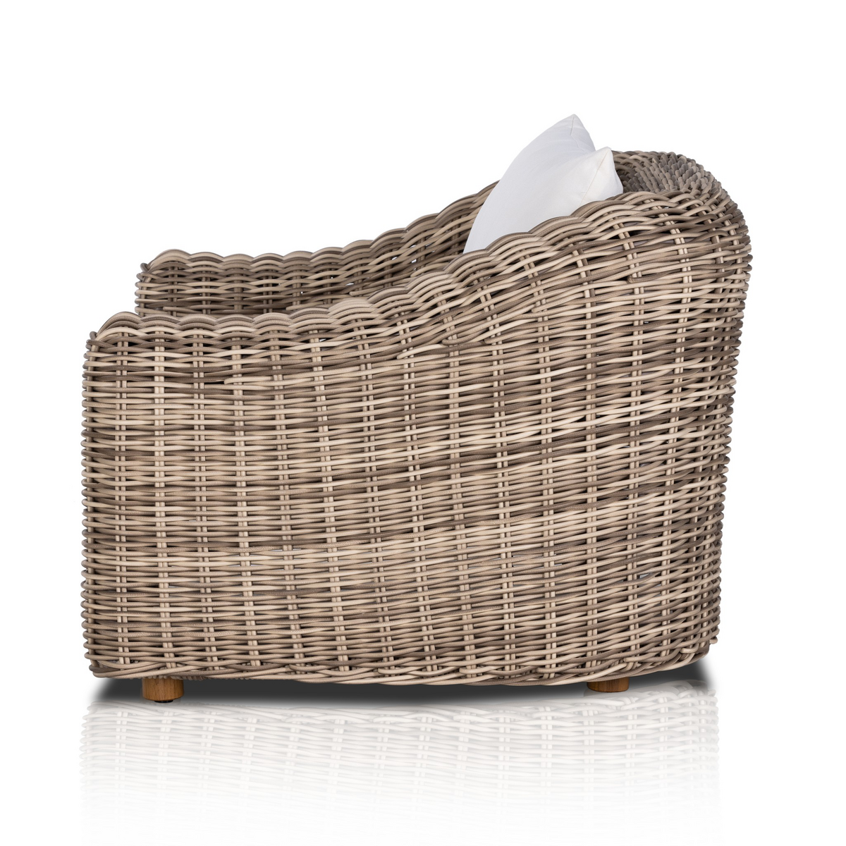 #color_outdoor/outdoor-chairs/outdoor-accent