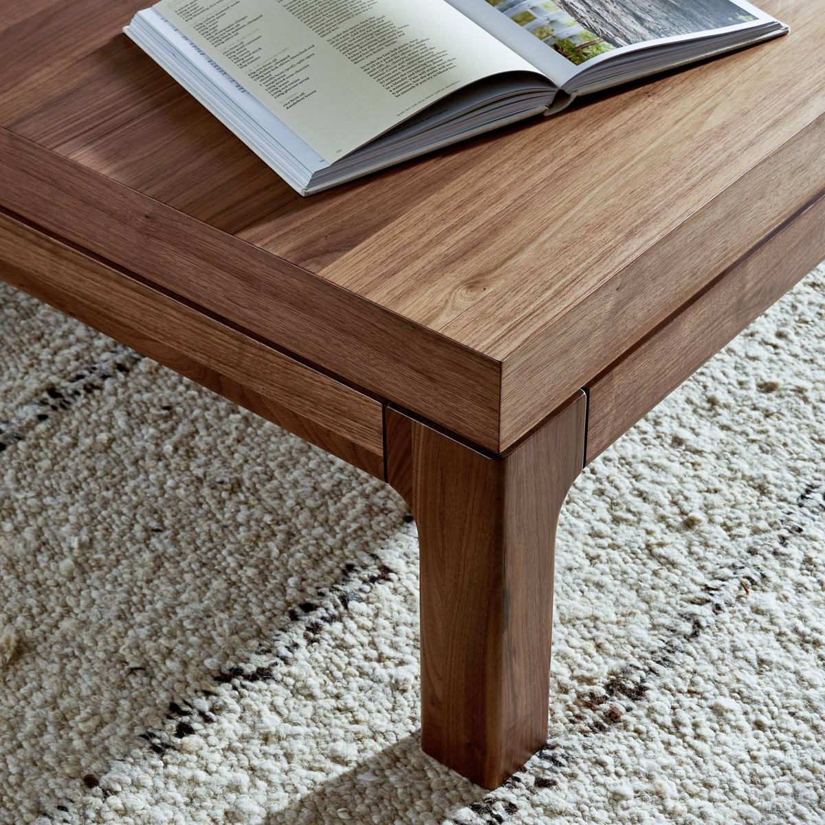 #color_natural-walnut-veneer