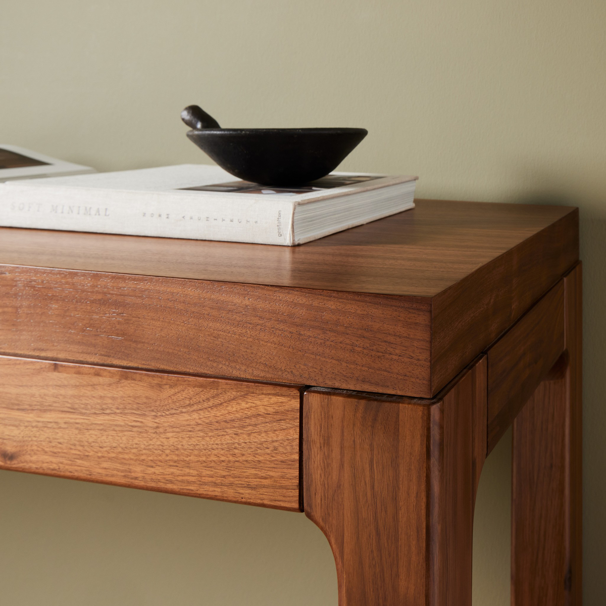 #color_natural-walnut-veneer