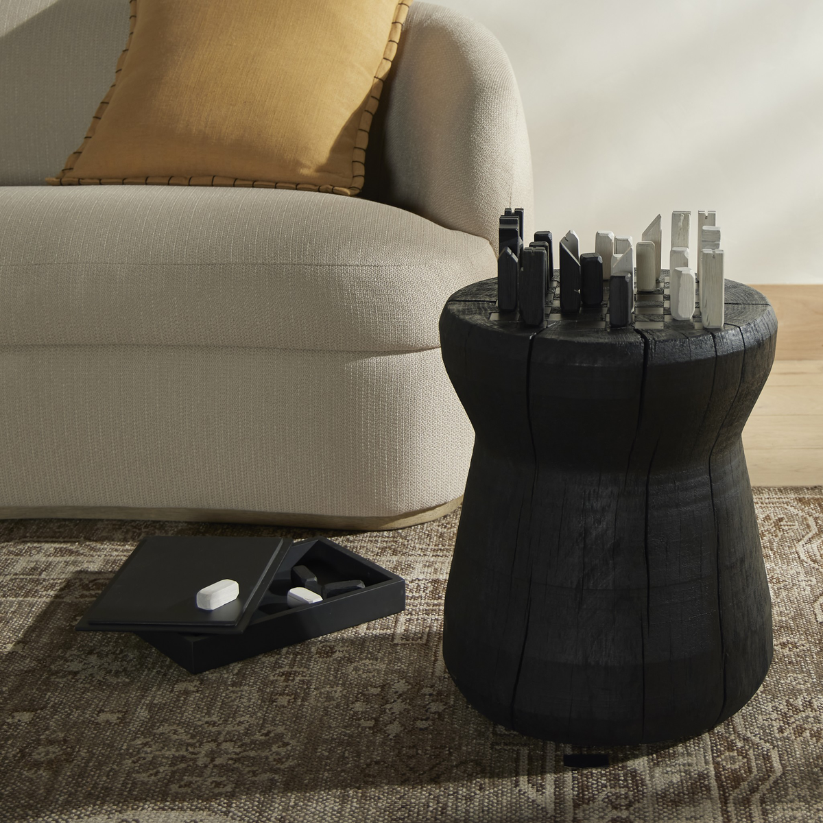#color_carbonized-black