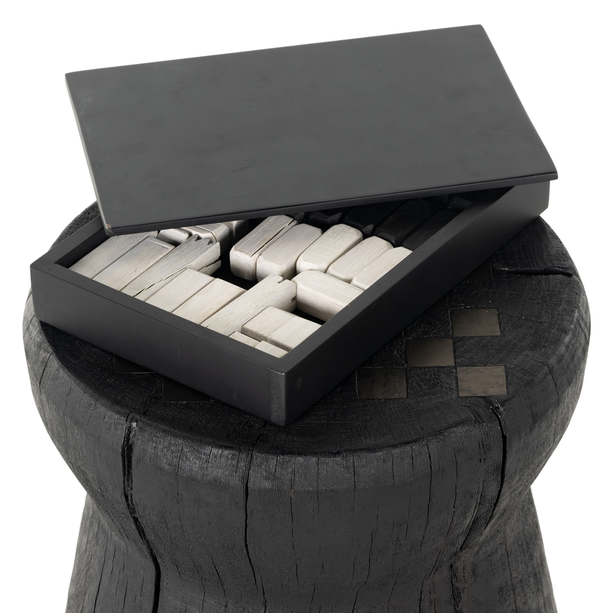 #color_carbonized-black