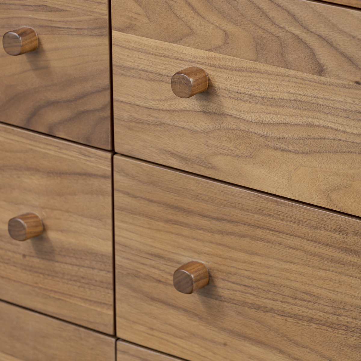 #color_natural-walnut-veneer
