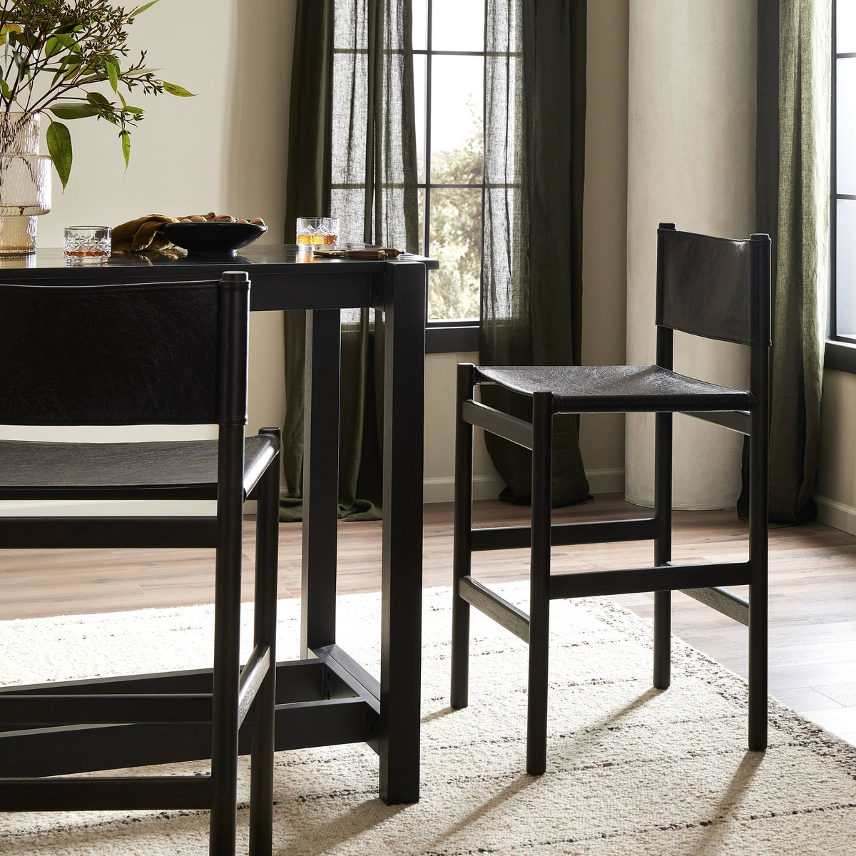 #color_seating/chairs/bar-counter