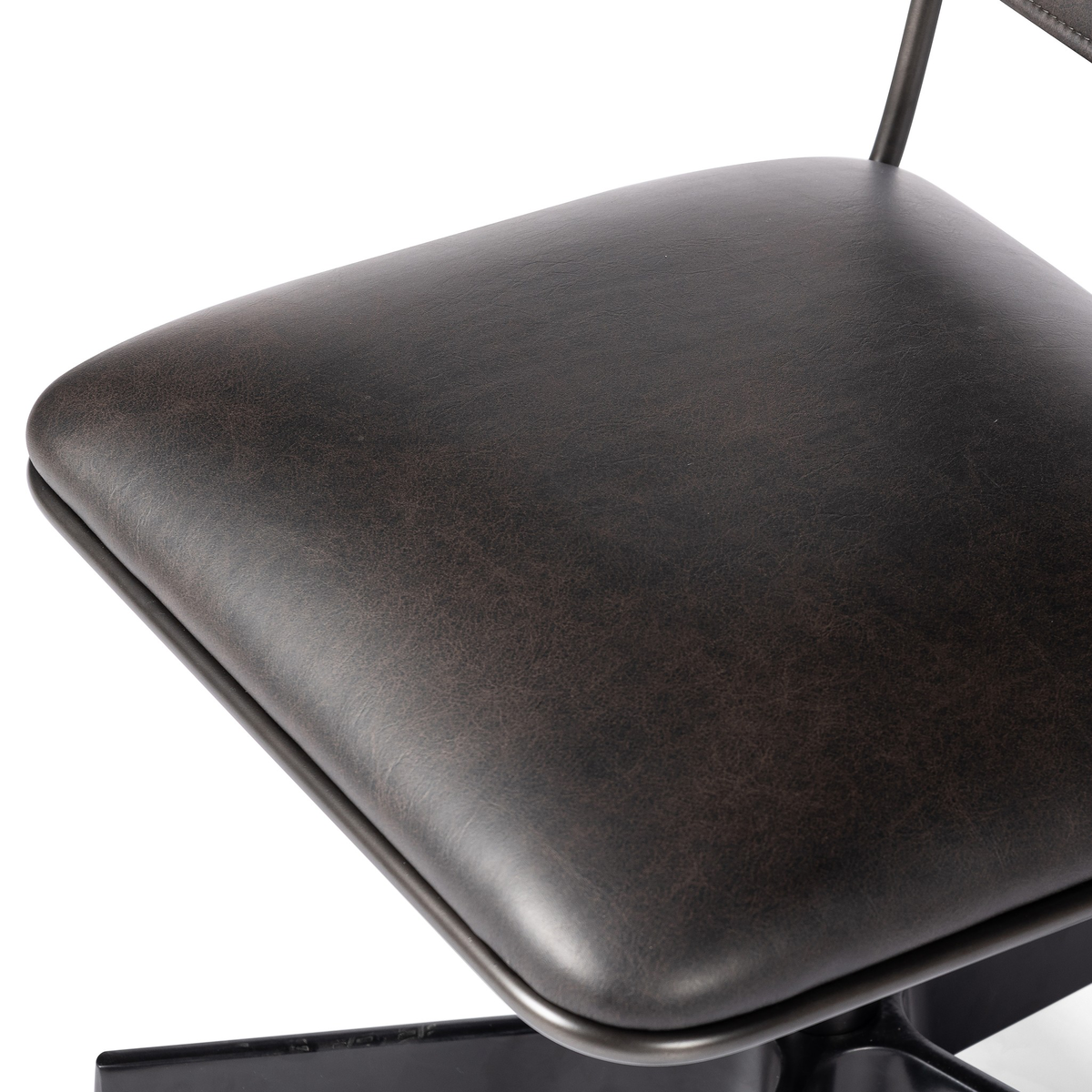#color_distressed-black