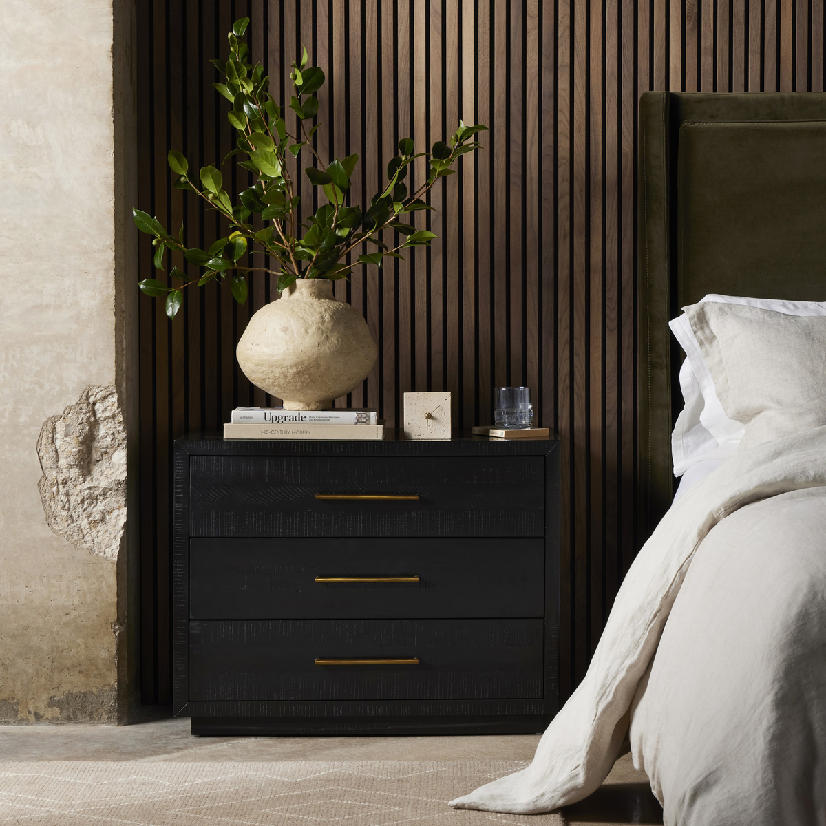 #color_burnished-black