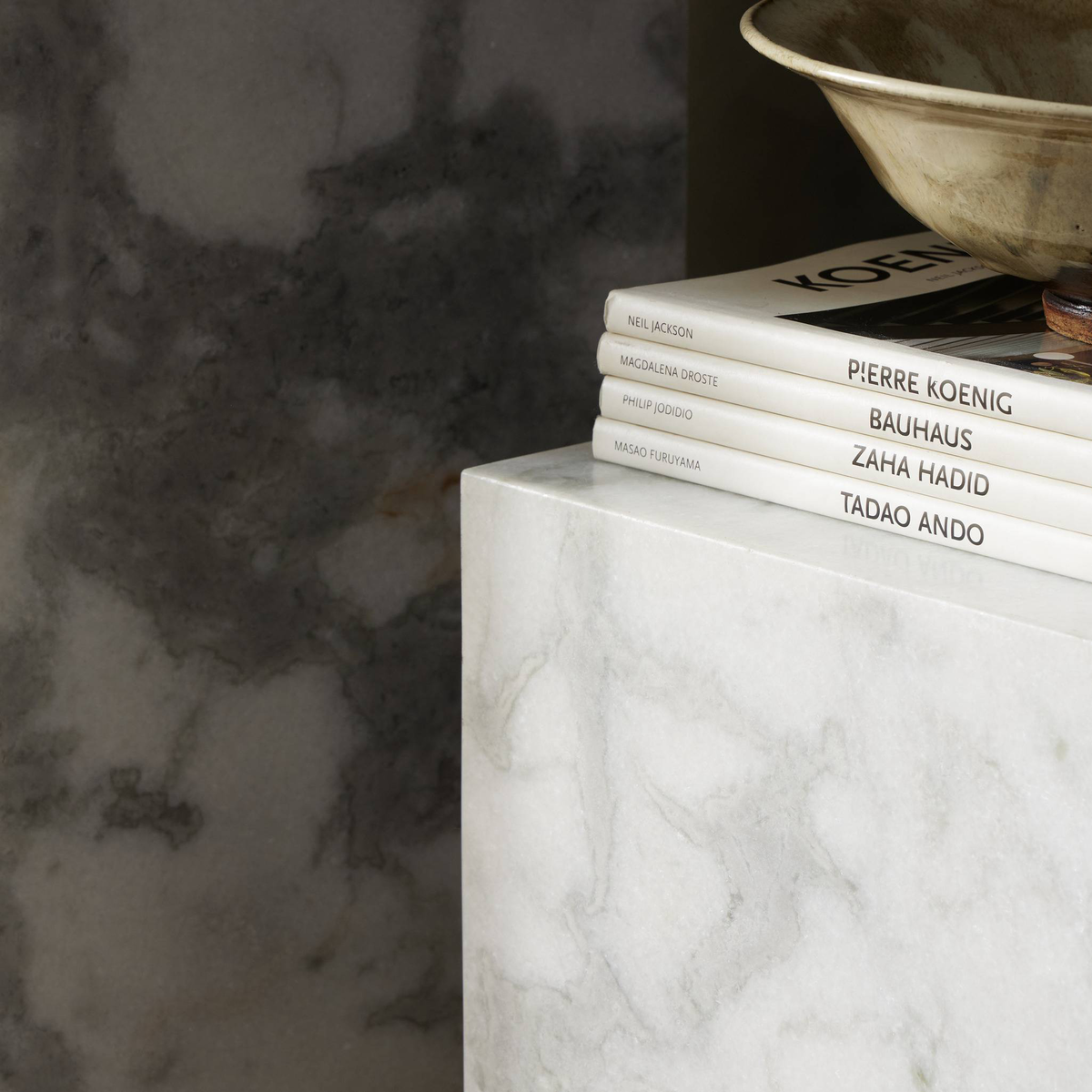 #color_white-&-grey-speckled-marble