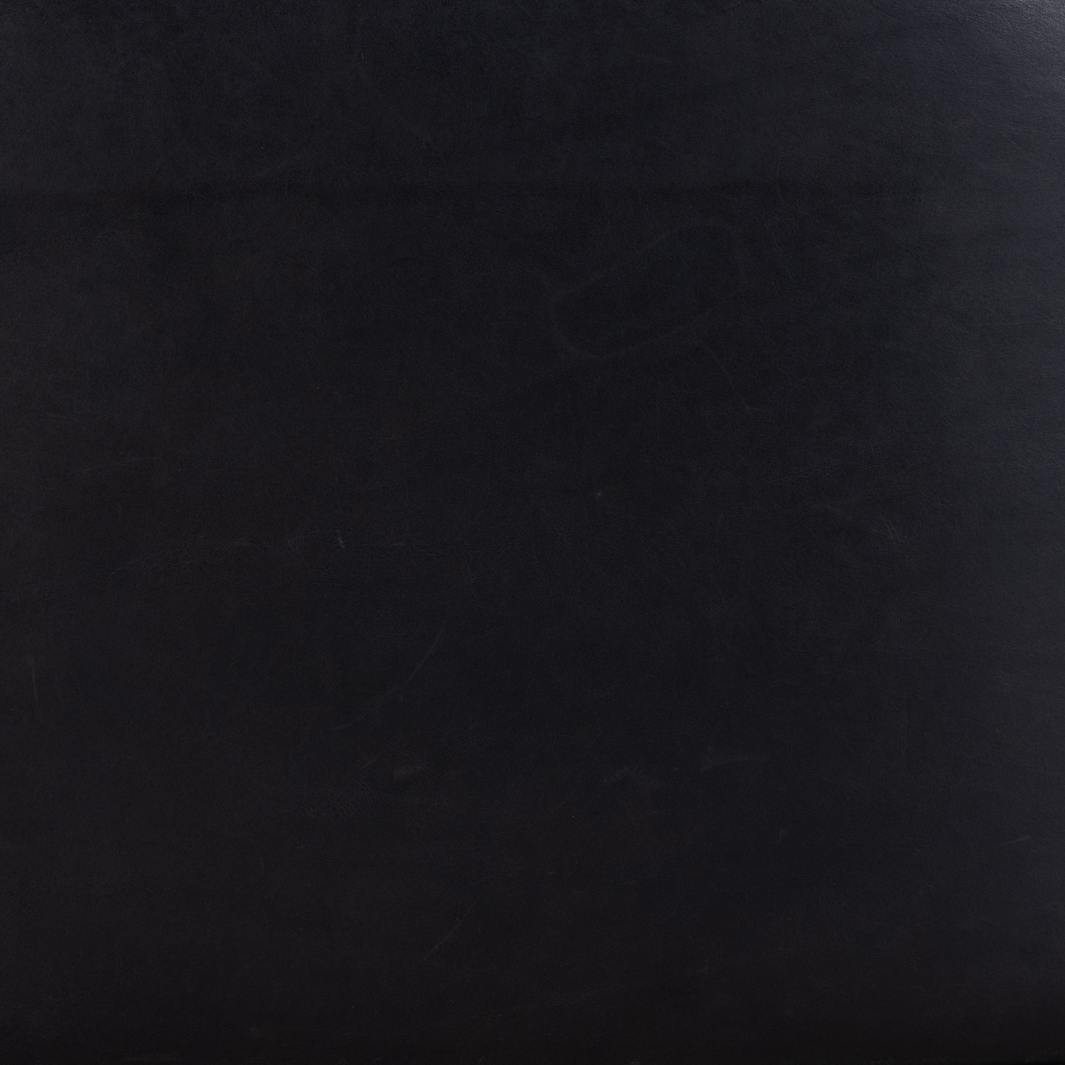 #color_heirloom-black