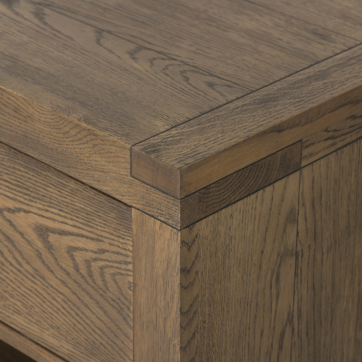 #color_worn-oak-veneer