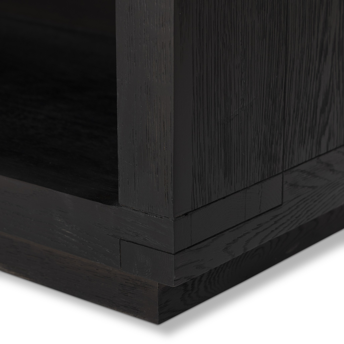 #color_worn-black-veneer