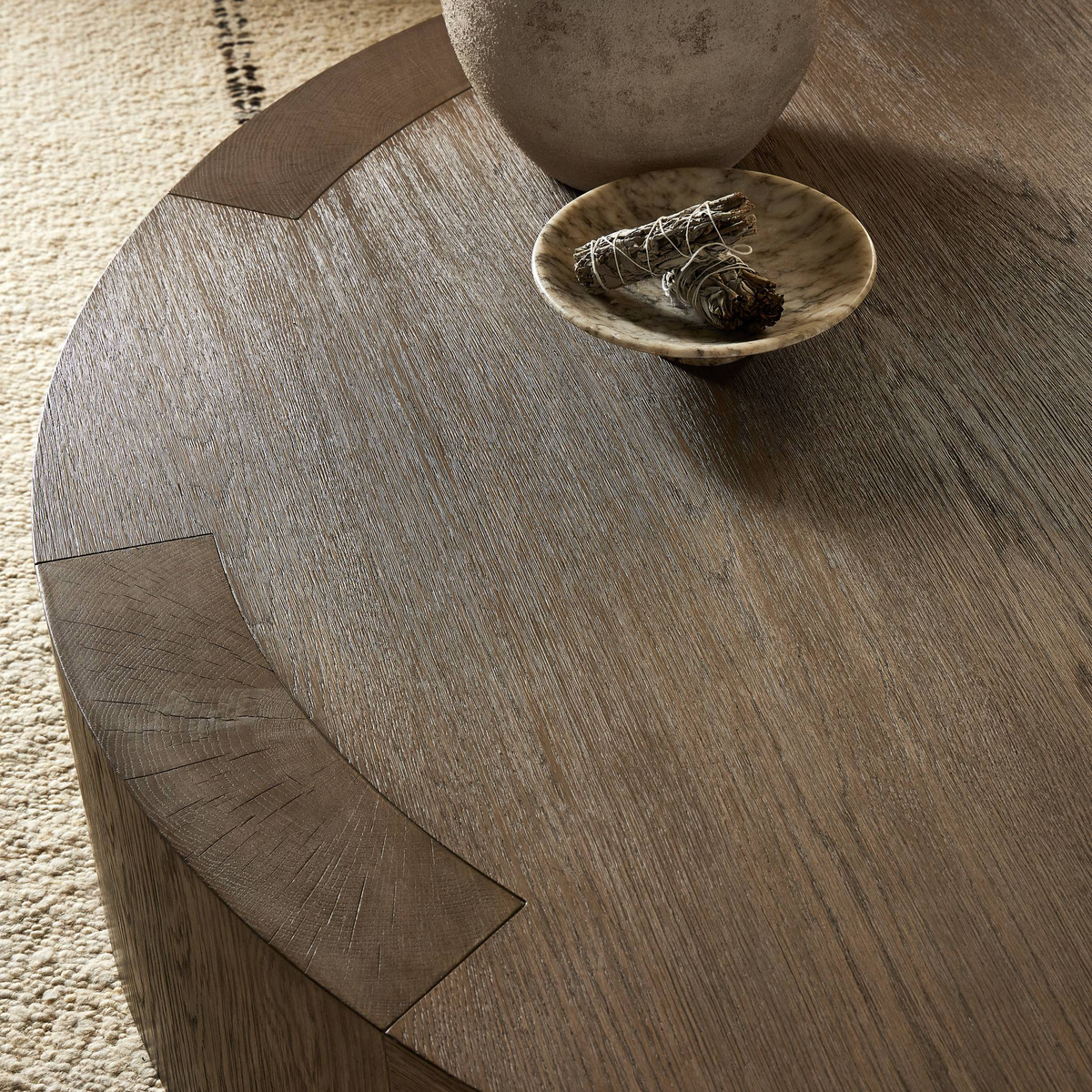 #color_warm-natural-flat-oak-veneer