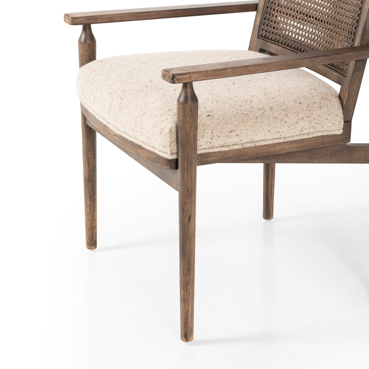 #color_hasselt-taupe