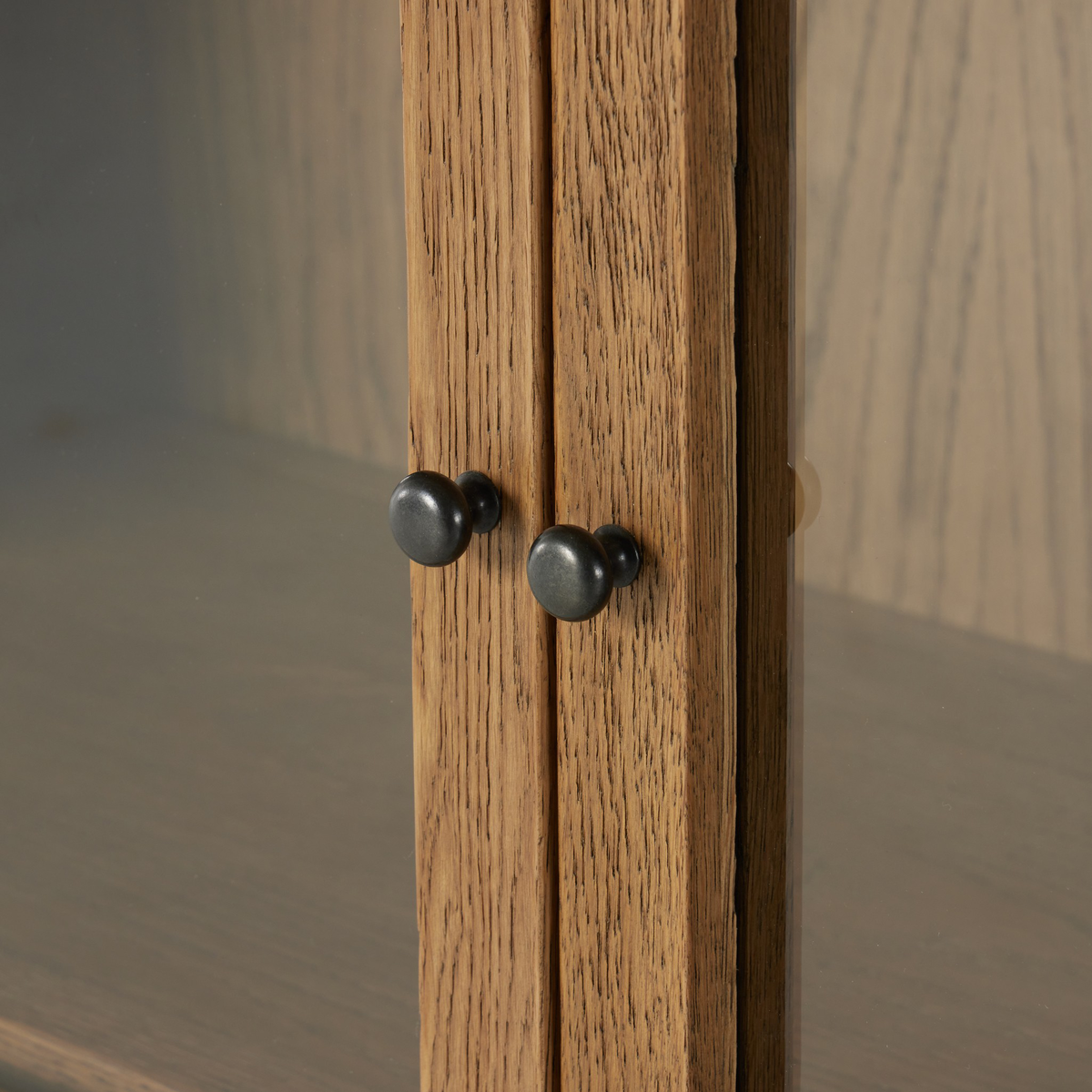 #color_drifted-oak-solid