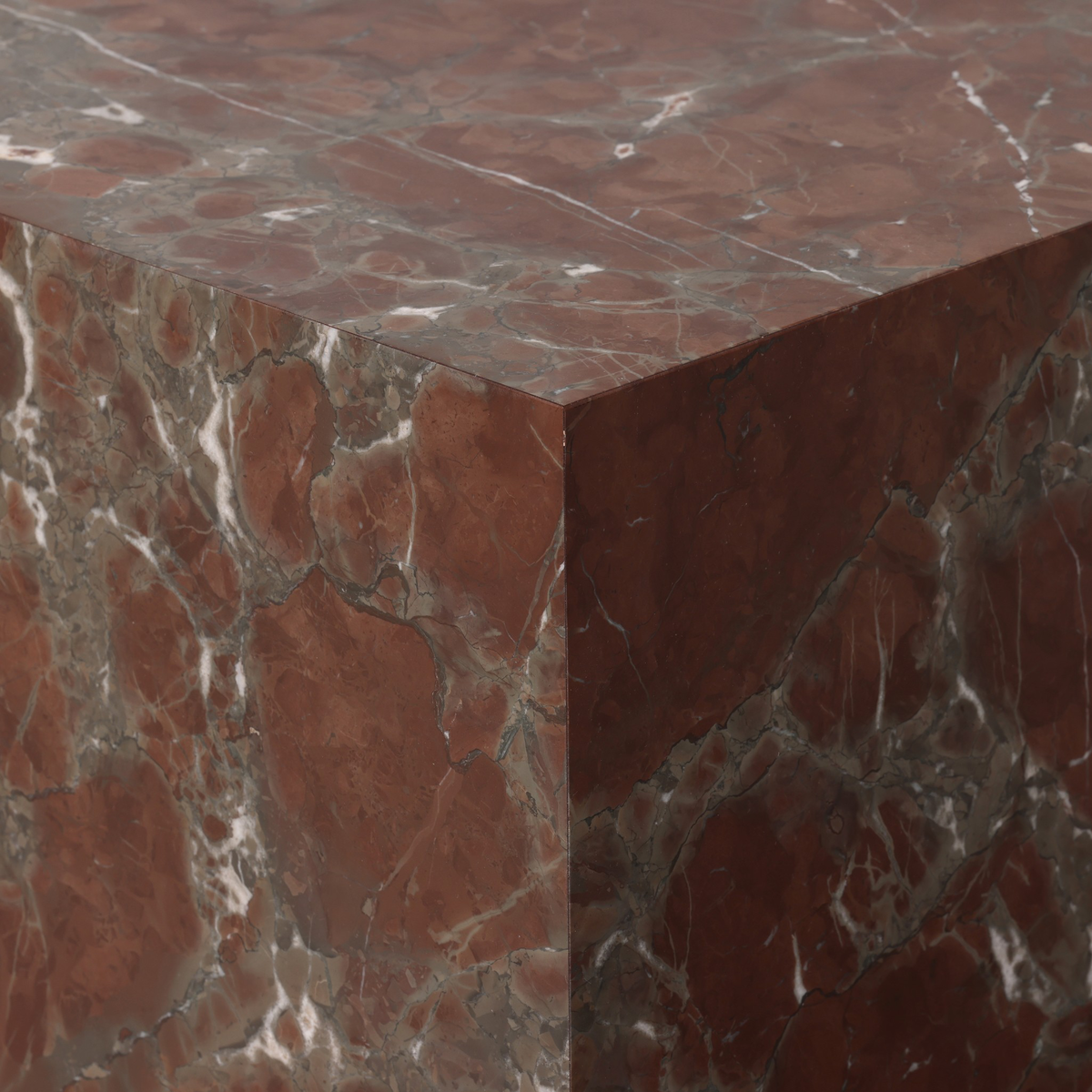 #color_smoke-and-russet-marble