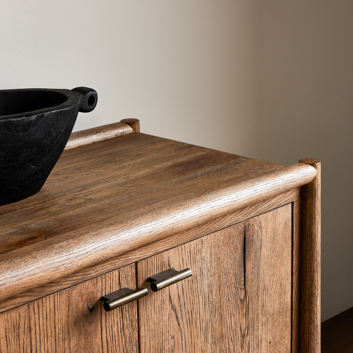 #color_weathered-oak-veneer