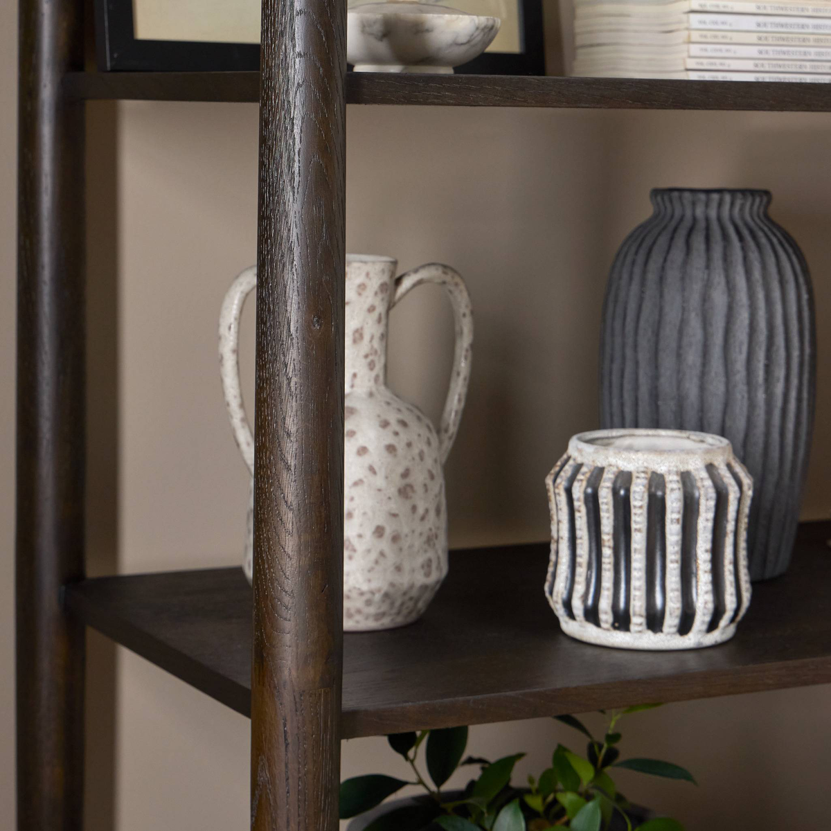 #color_smoked-black-oak