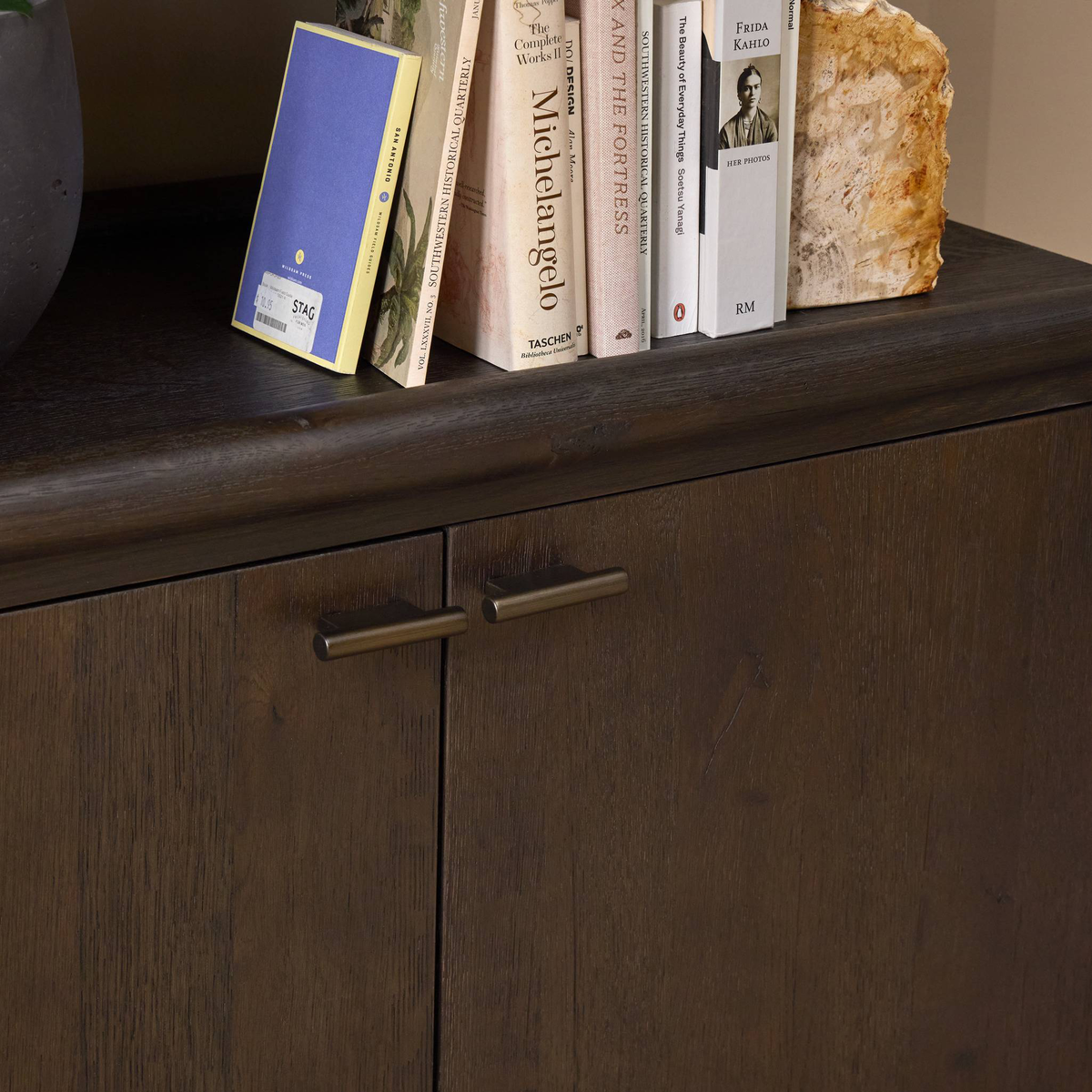 #color_smoked-black-oak