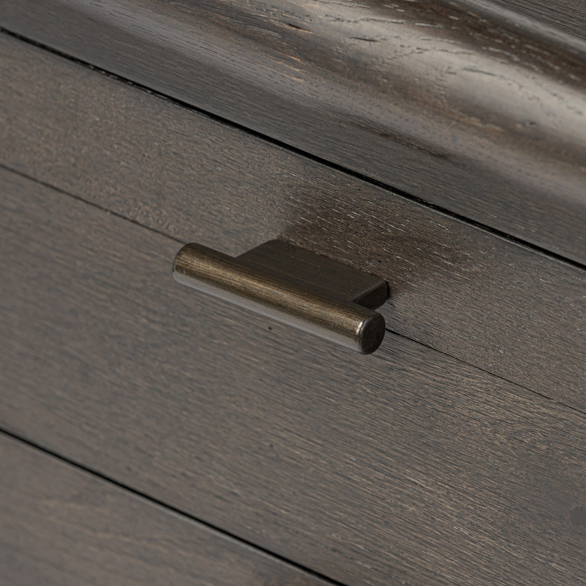#color_smoked-black-resawn-oak