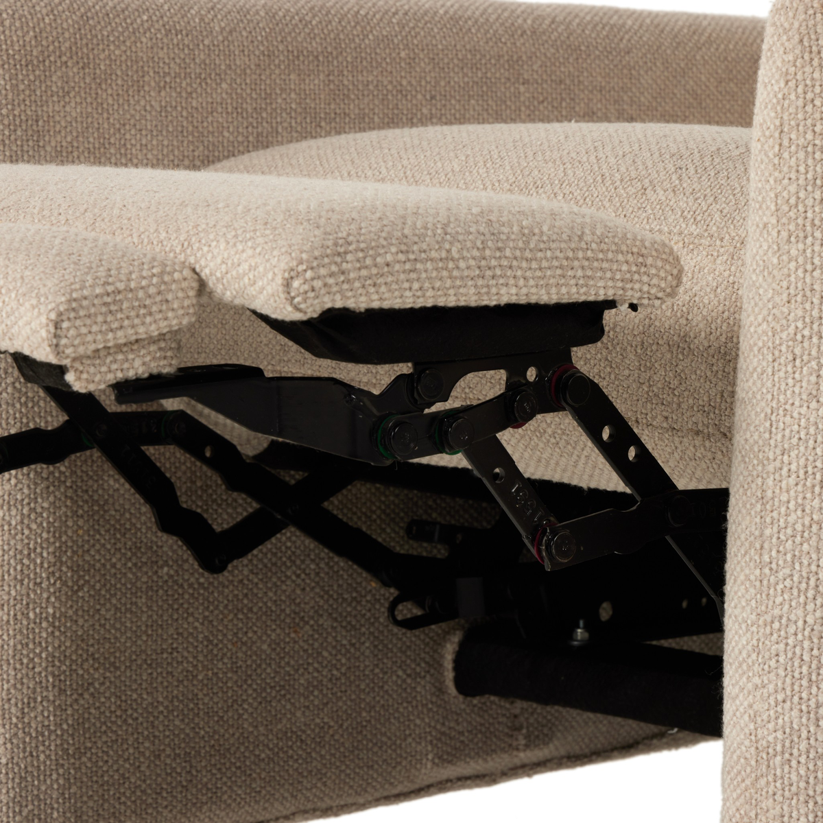 #color_nova-taupe