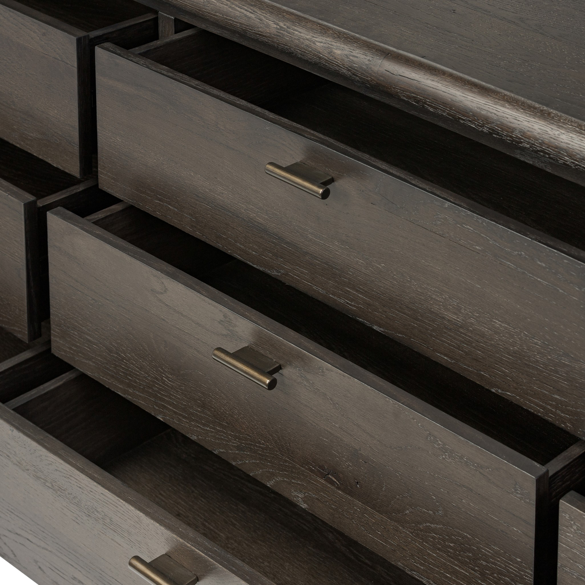 #color_smoked-black-resawn-oak