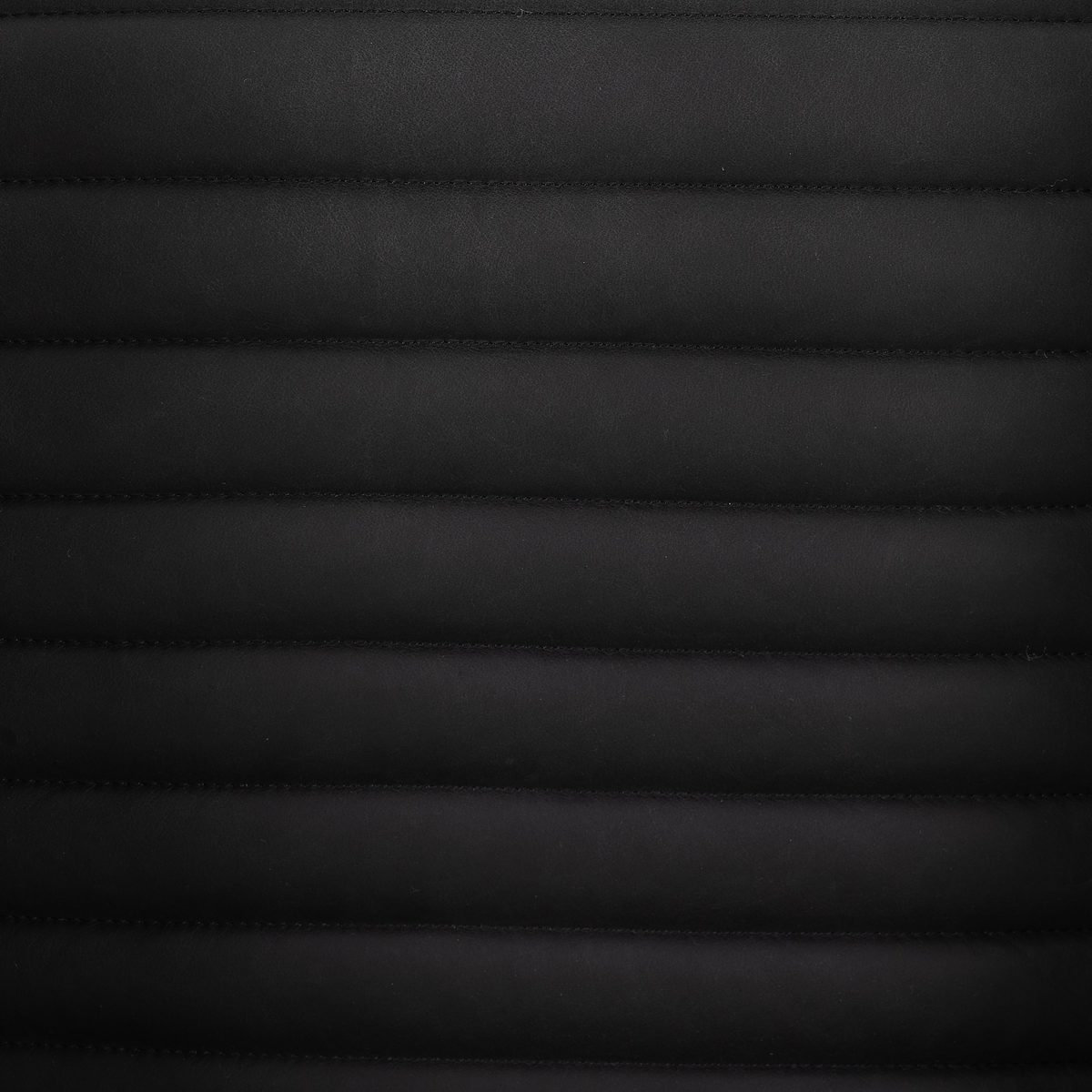 #color_eucapel-black