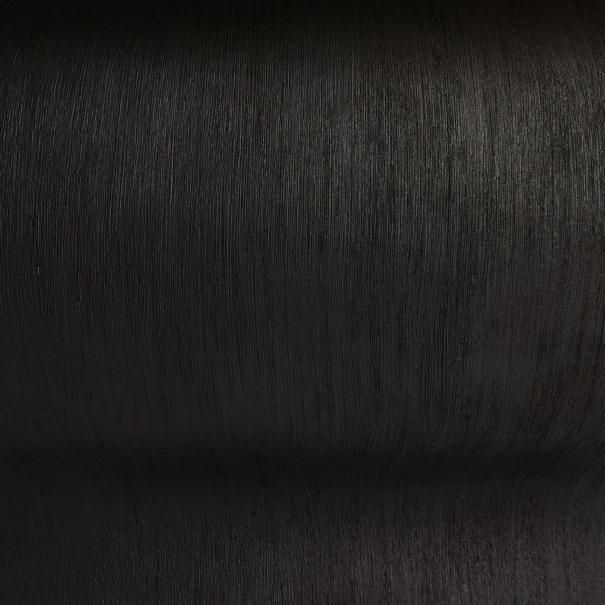 #color_textured-matte-black-porcelain-ceramic