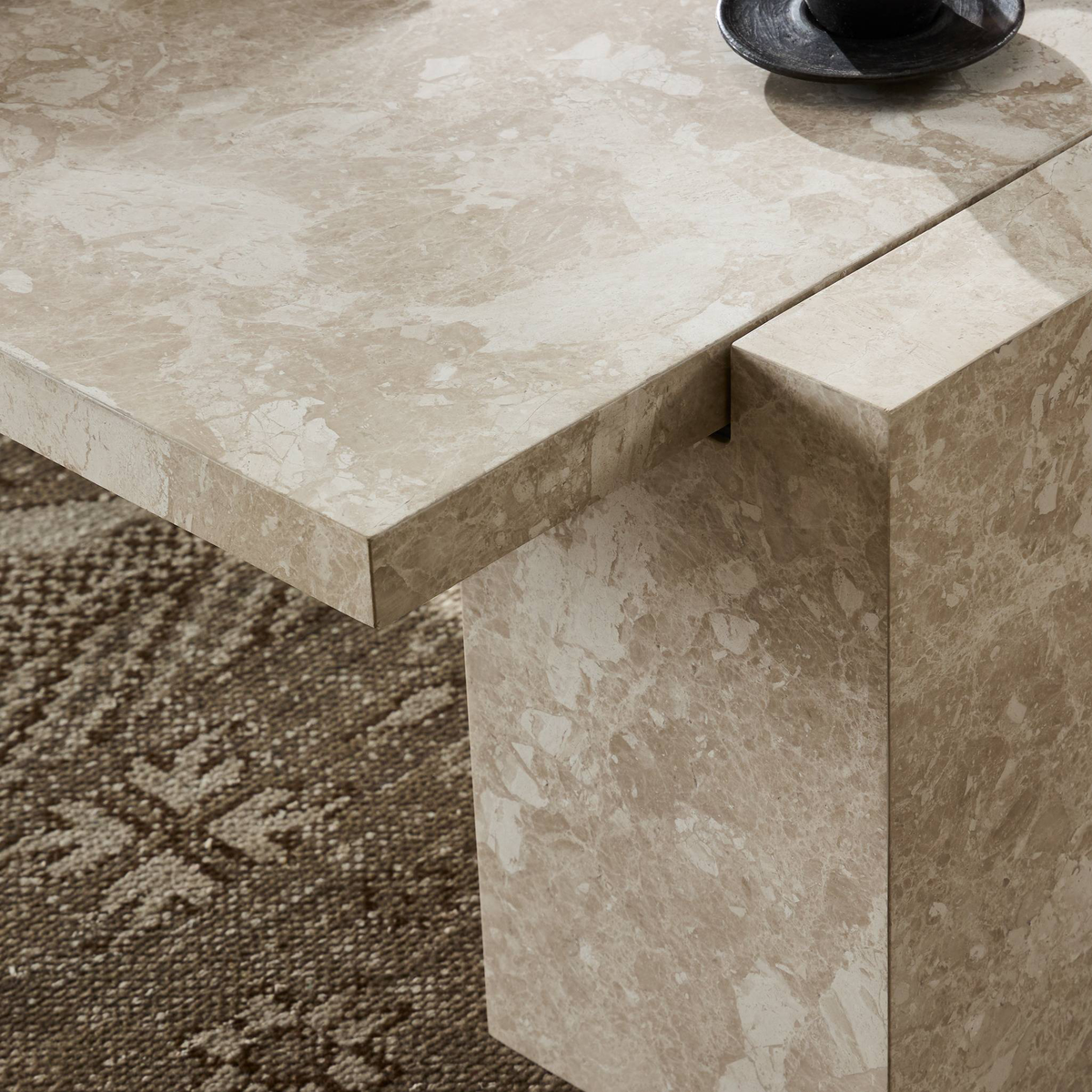 #color_lunar-marble