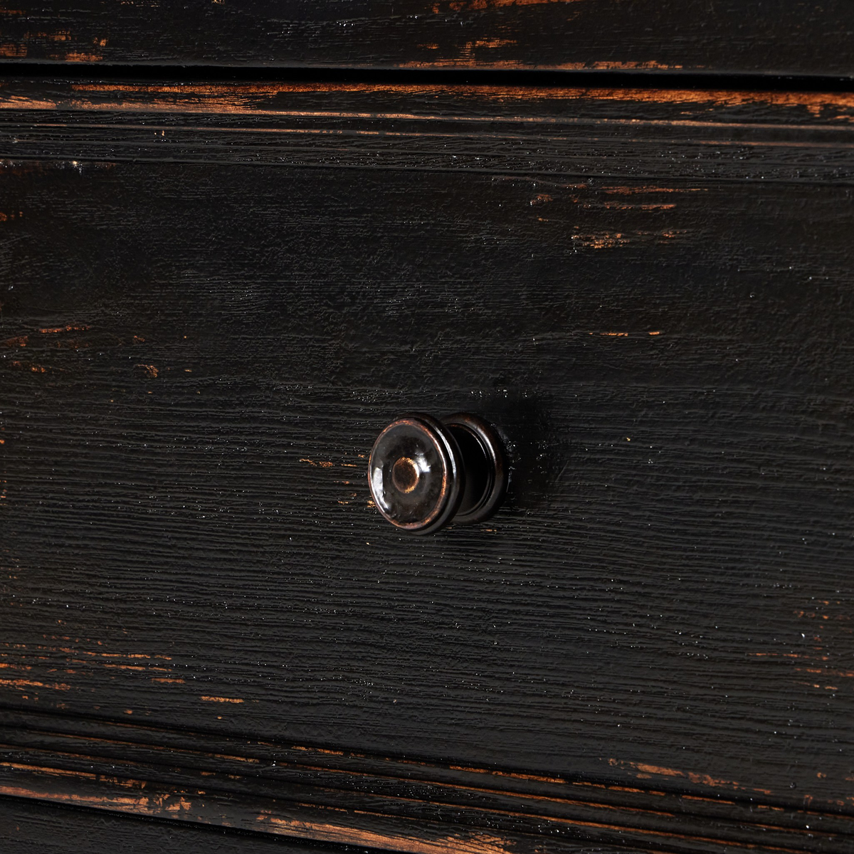 #color_distressed-burnt-black