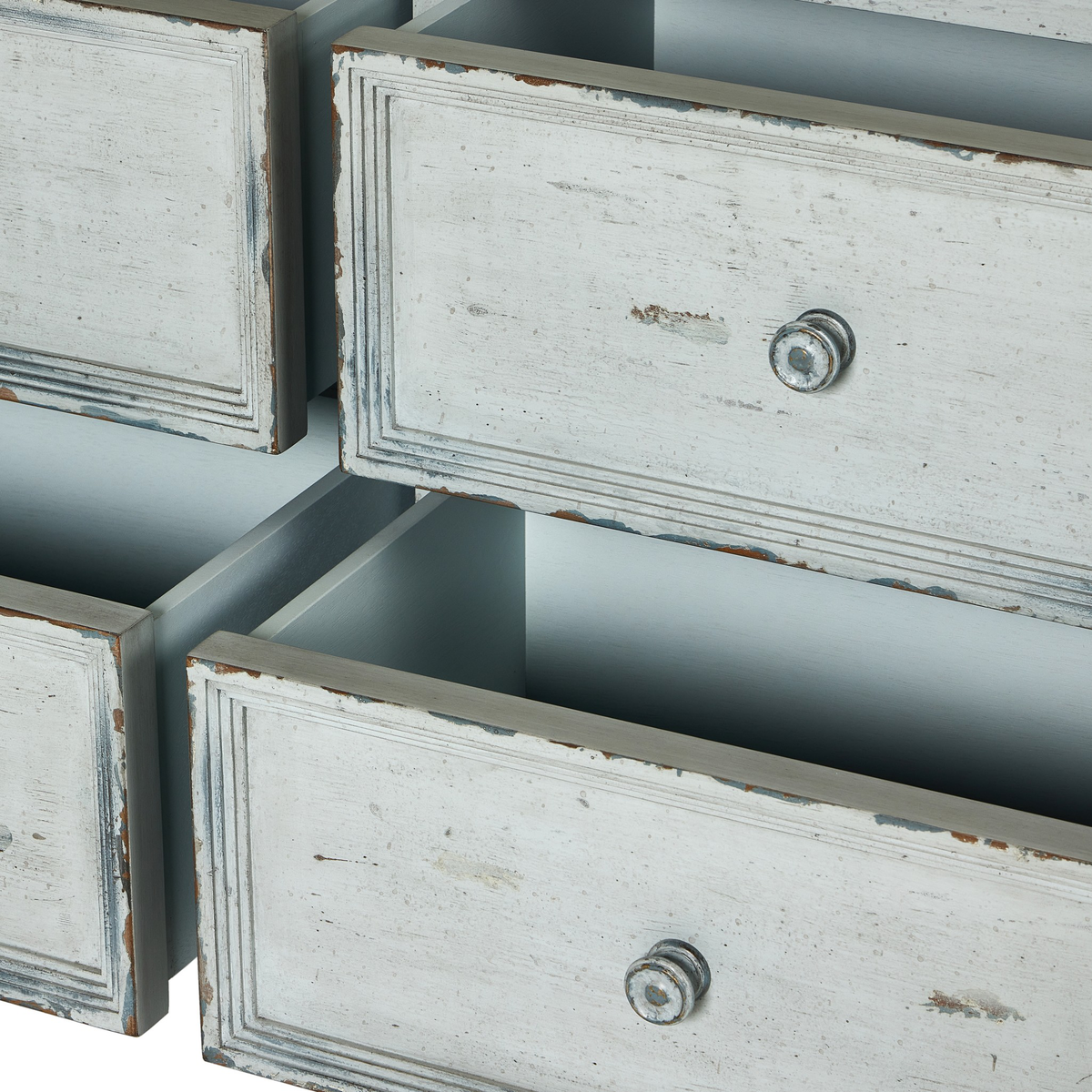 #color_distressed-grey-blue