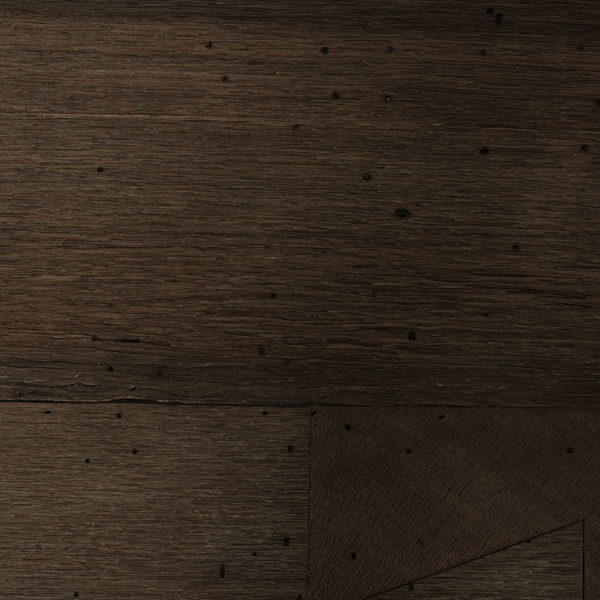 #color_ebony-rustic-wormwood-oak