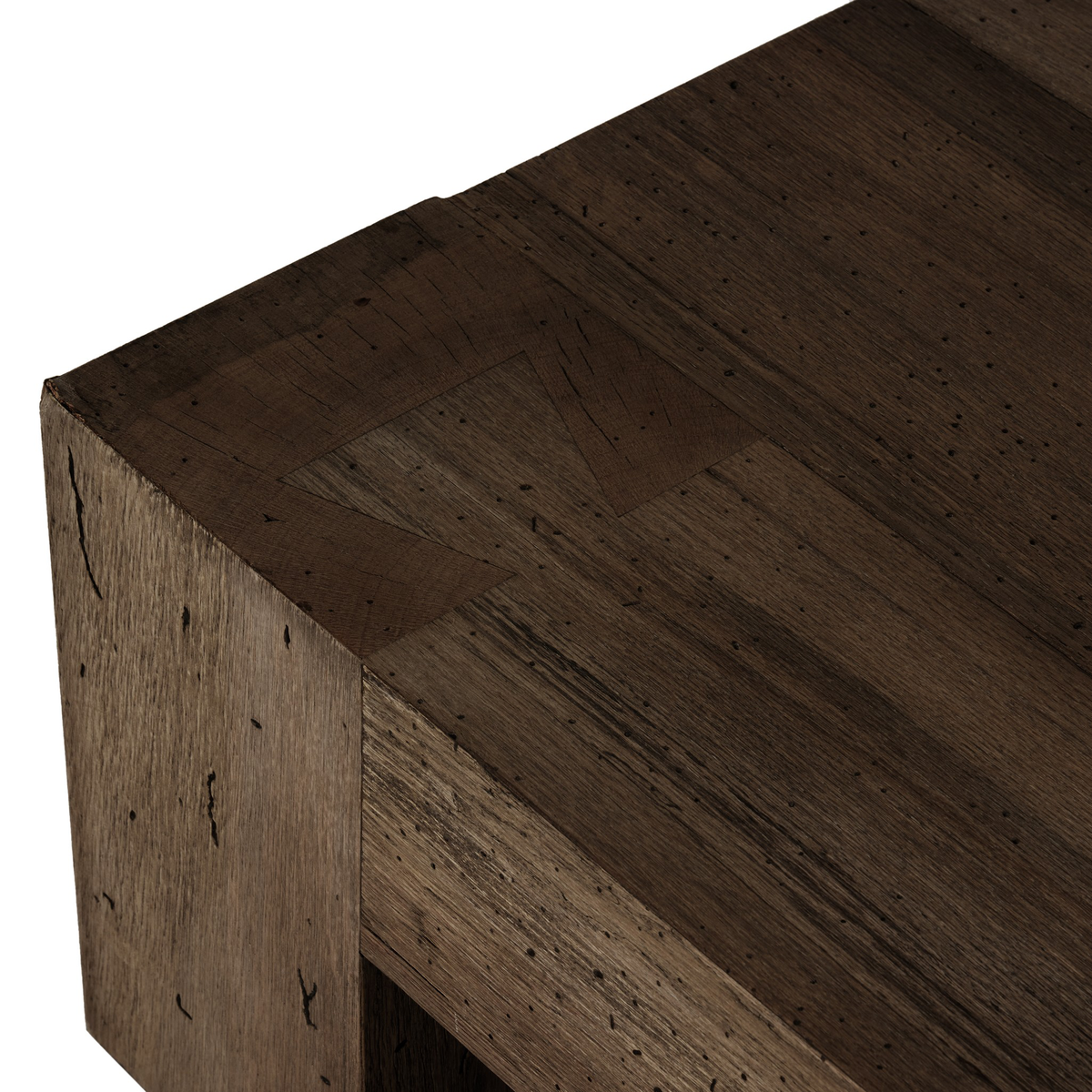 #color_ebony-rustic-wormwood-oak