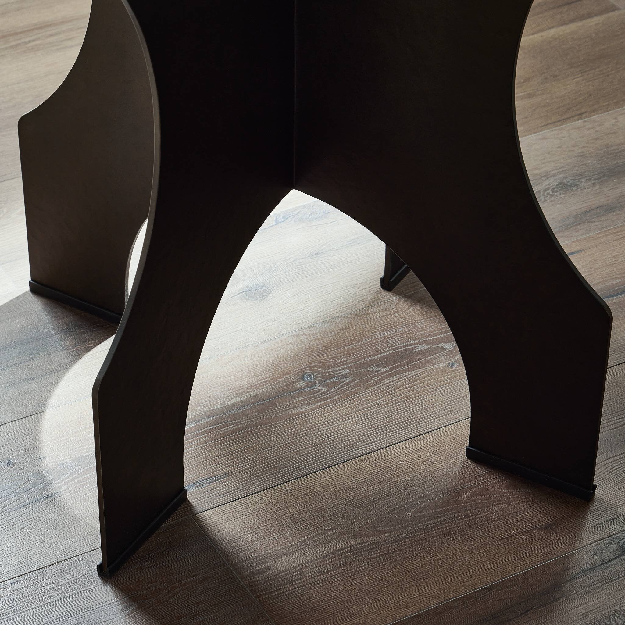Round Side Table In Solid Iron