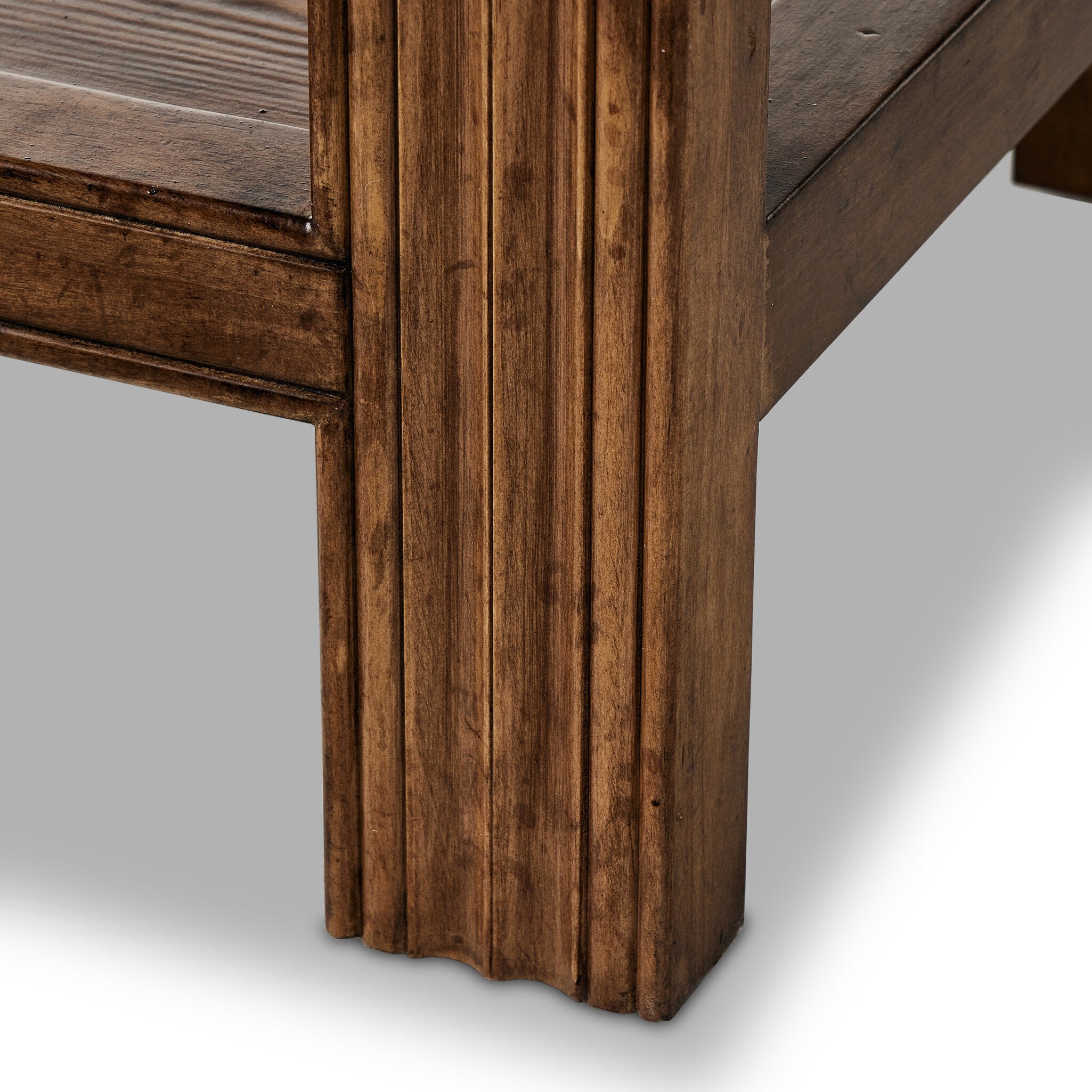 The Lazy Monsieur Partouche Table