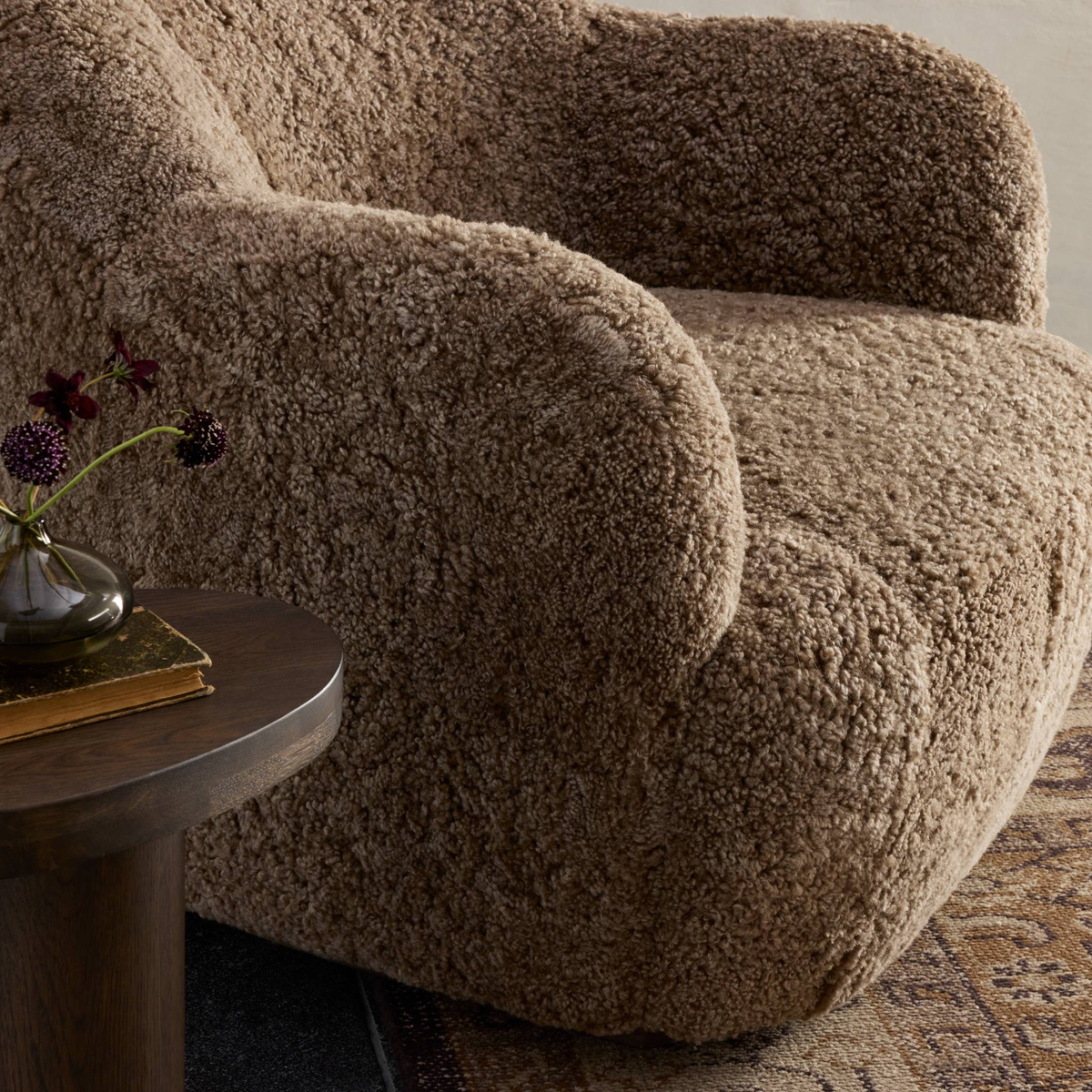 #color_taupe-shearling