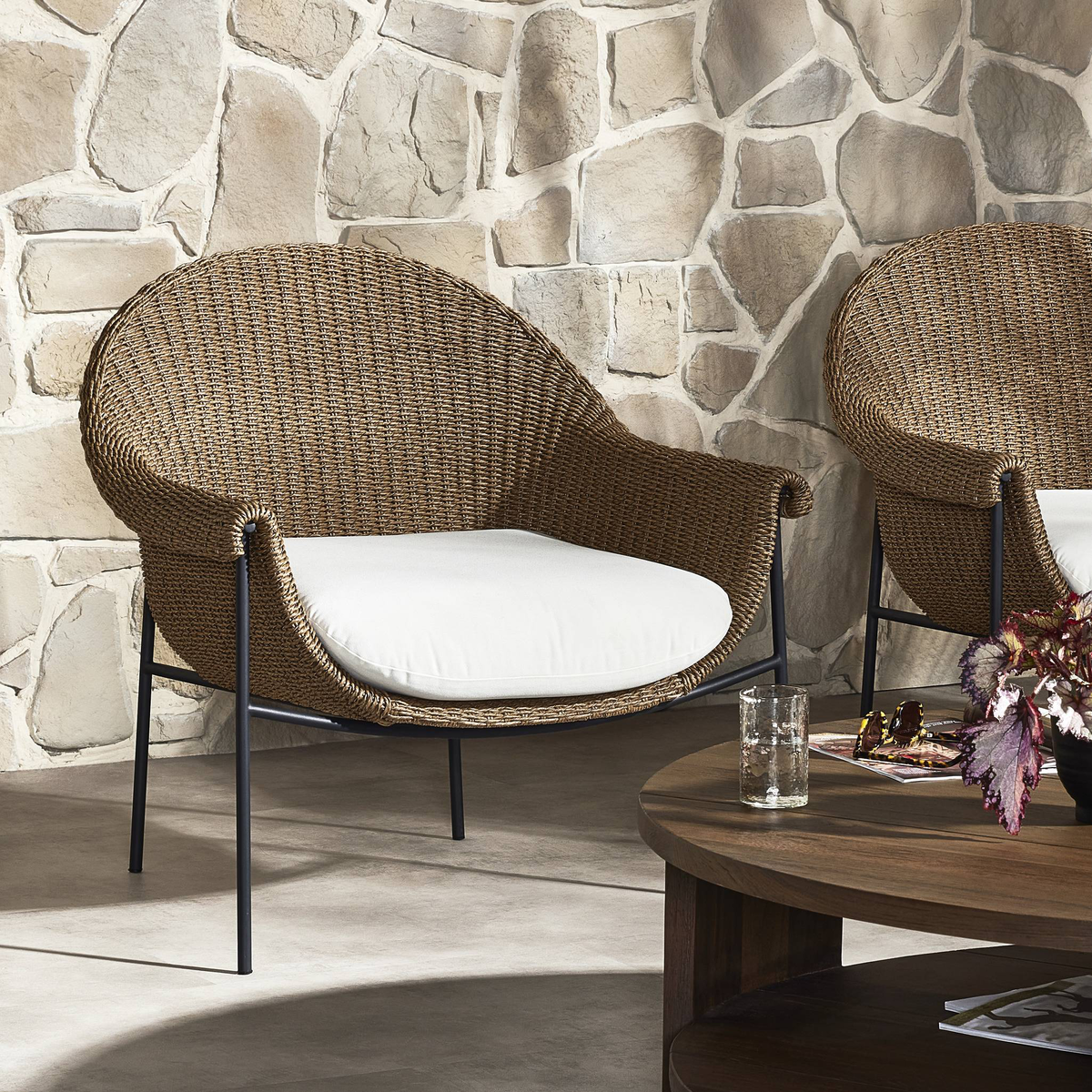 Suerte Outdoor Chair