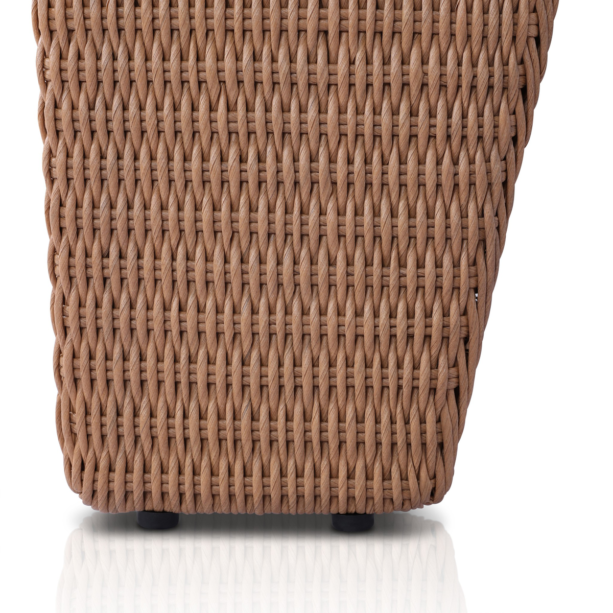 #color_outdoor/outdoor-chairs/outdoor-dining