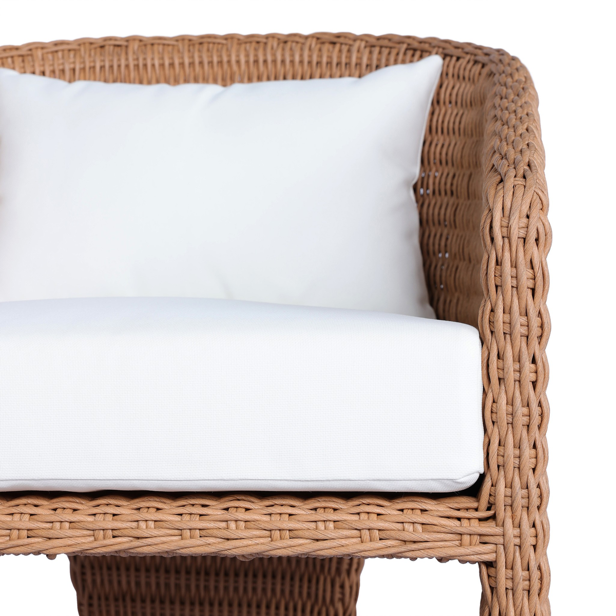 #color_outdoor/outdoor-chairs/outdoor-dining